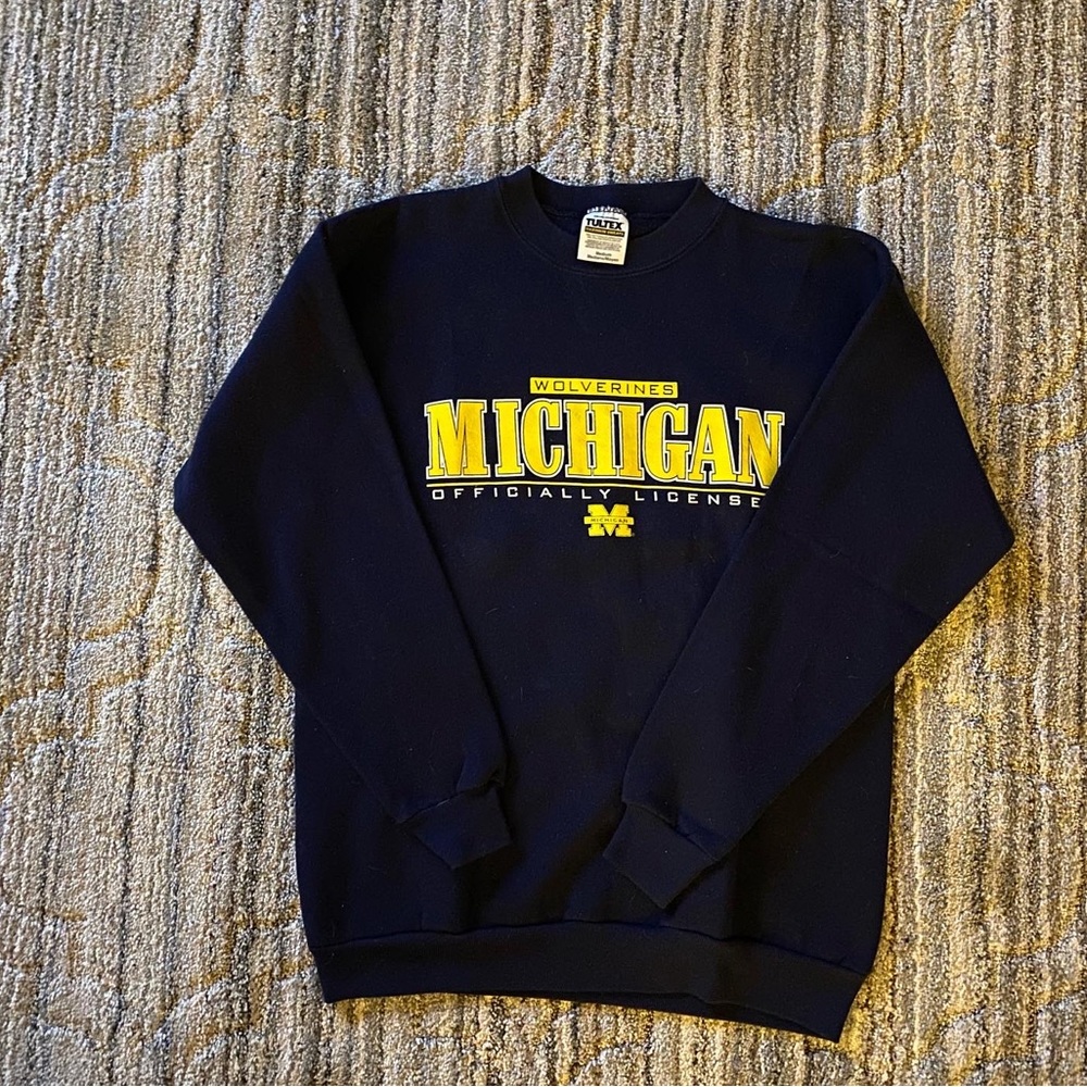 Vintage Michigan Sweatshirt in Excellent condition.